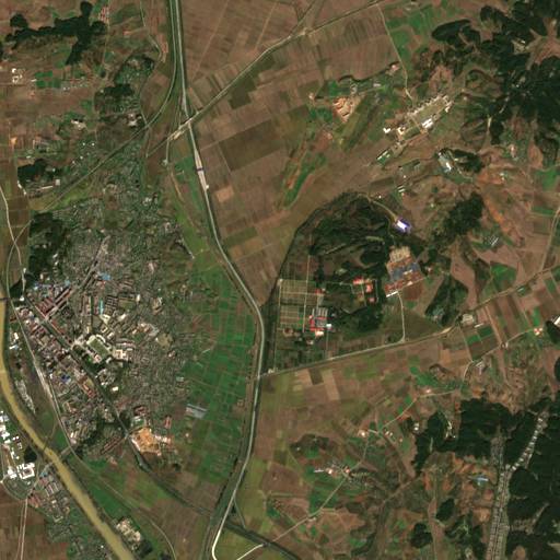 Sentinel-2 satellite image of Sunan (Pyongyang airport), 5.1 km across, captured 16 Oct 2025